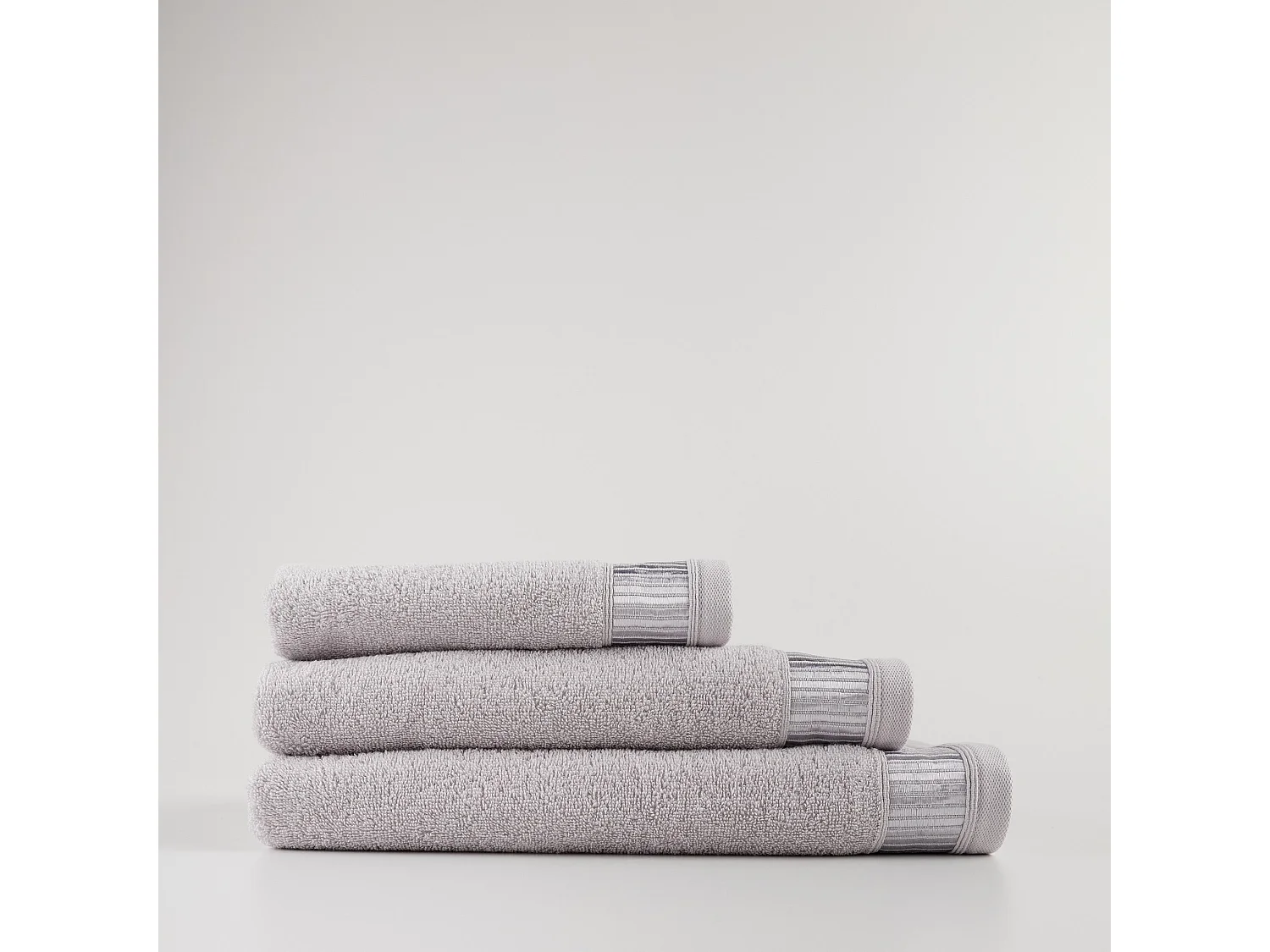 Badetuch Alicanty Hellgrau 70 x 130
