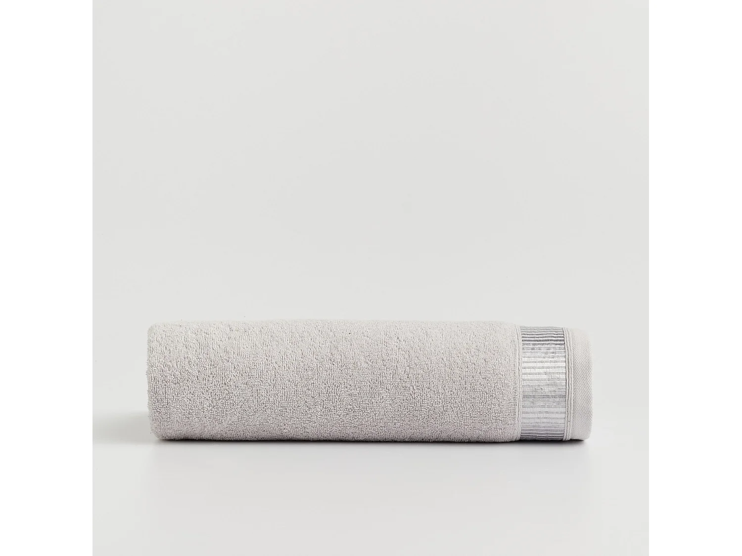 Badetuch Alicanty hellgrau 100 x 150