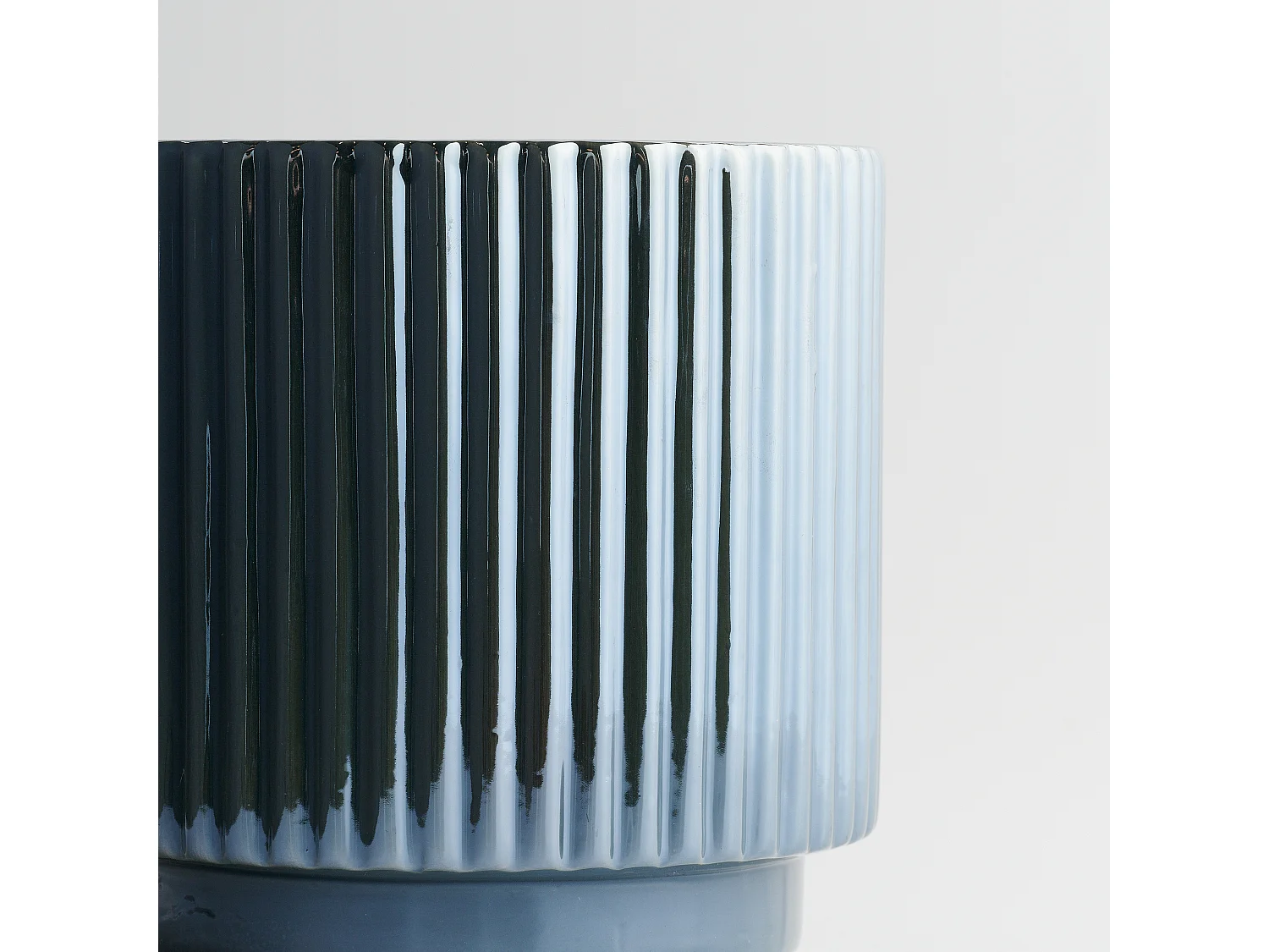 Blumentopf William Dunkelblau 13.5 x 14