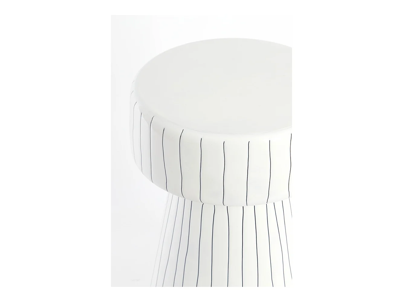 Table d'appoint DAKWA - Ø29x47cm - Blanc
