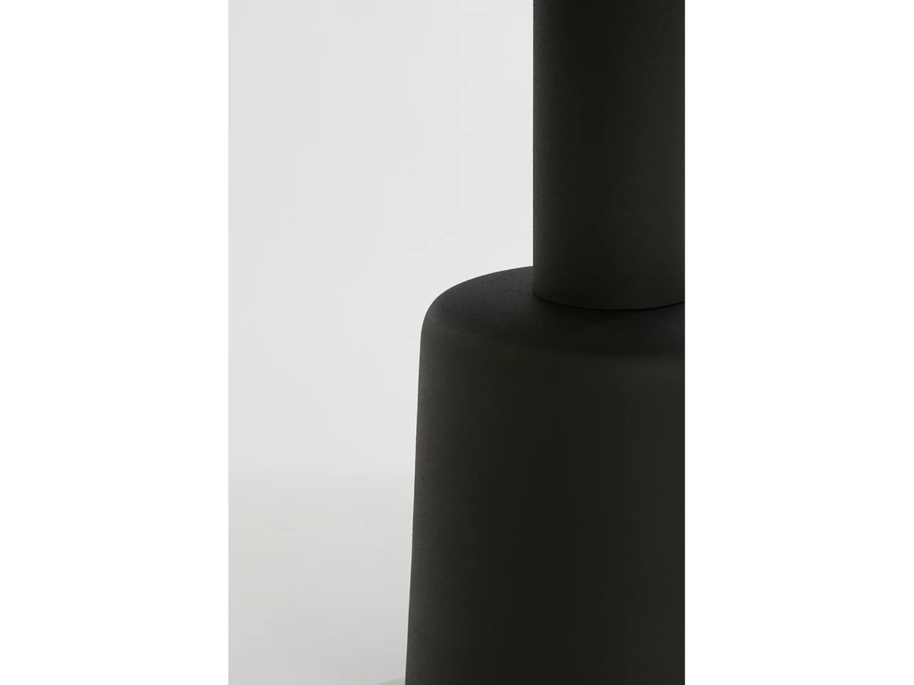 Table d'appoint MILAKI - Ø39x52cm - Noir