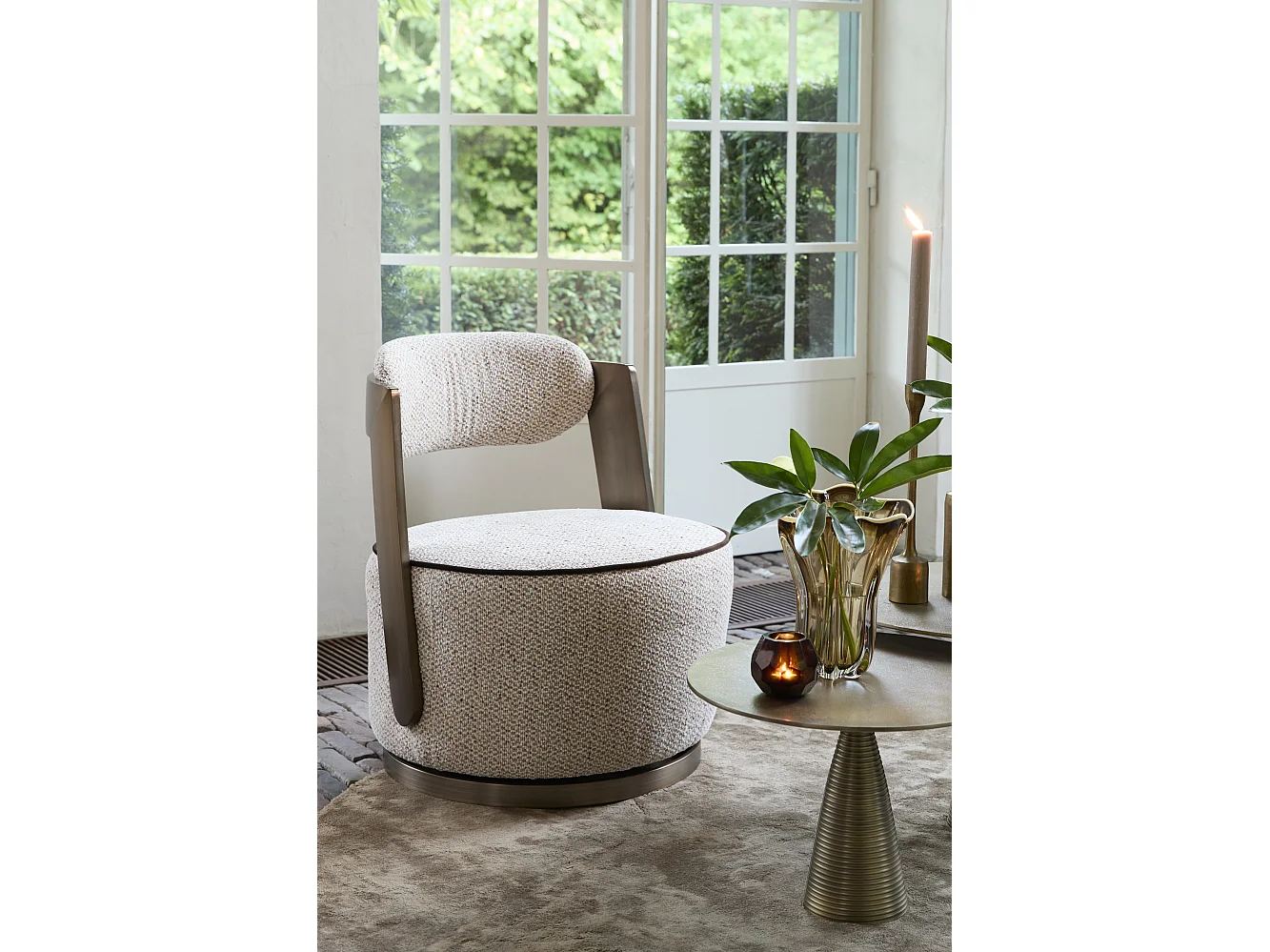 Chaise KEMENA - 65x68x77cm - Marron