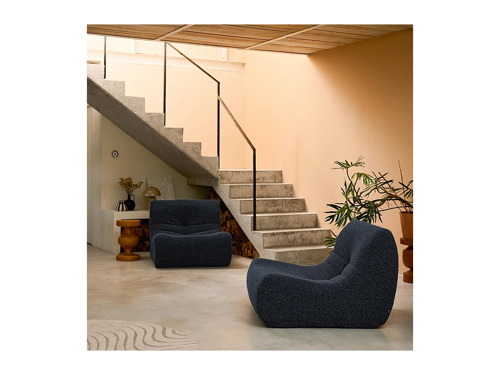 Chauffeuse tissu effet alpaca 2 places. bleu nuit. style contemporain. L 91 x P 105 x H 72cm