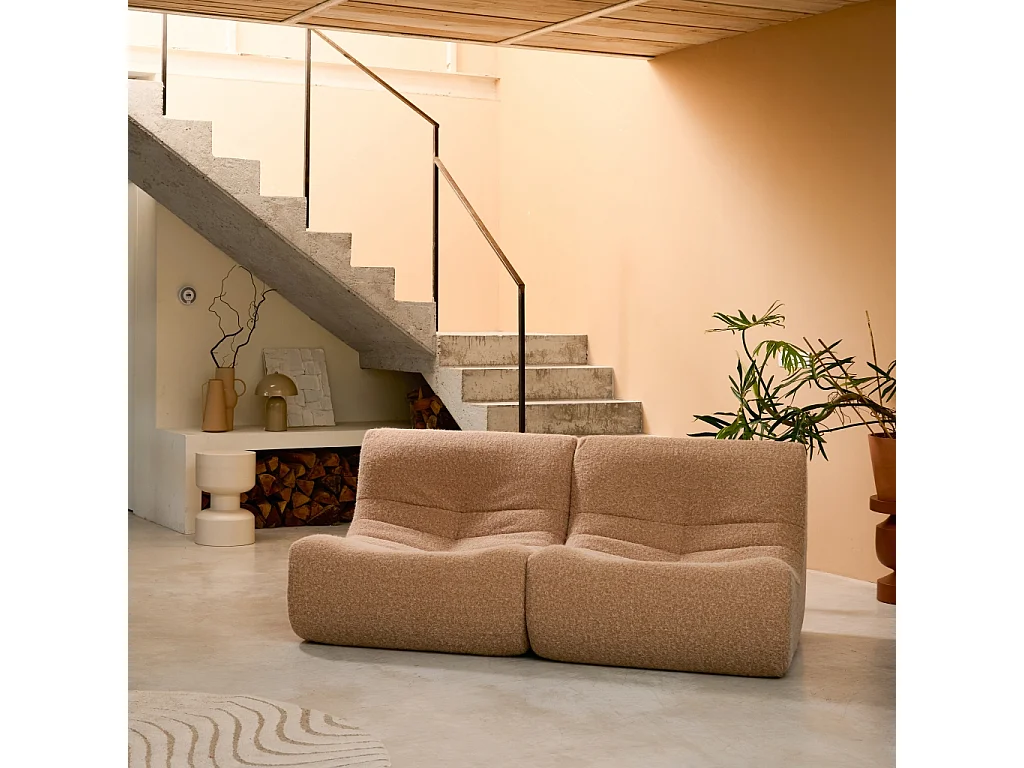 Chauffeuse tissu effet alpaca 2 places. beige. style contemporain. L 91 x P 105 x H 72cm