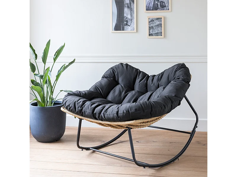 Fauteuil à bascule en rotin synthétique avec coussin noir CINTA - HAPPY GARDEN