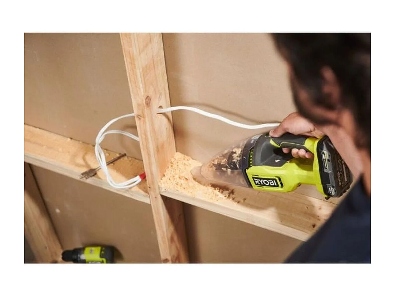 Aspirateur à Main 18V Puissant - Collecteur 600 ml