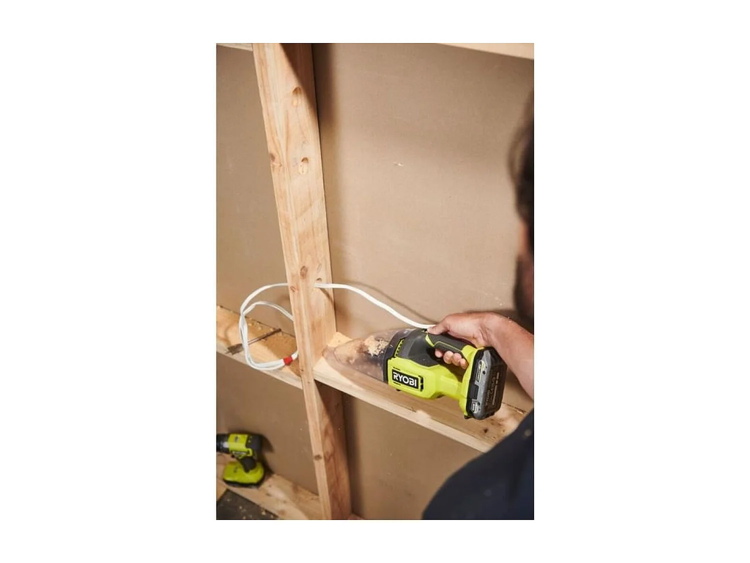 Aspirateur à Main 18V Puissant - Collecteur 600 ml