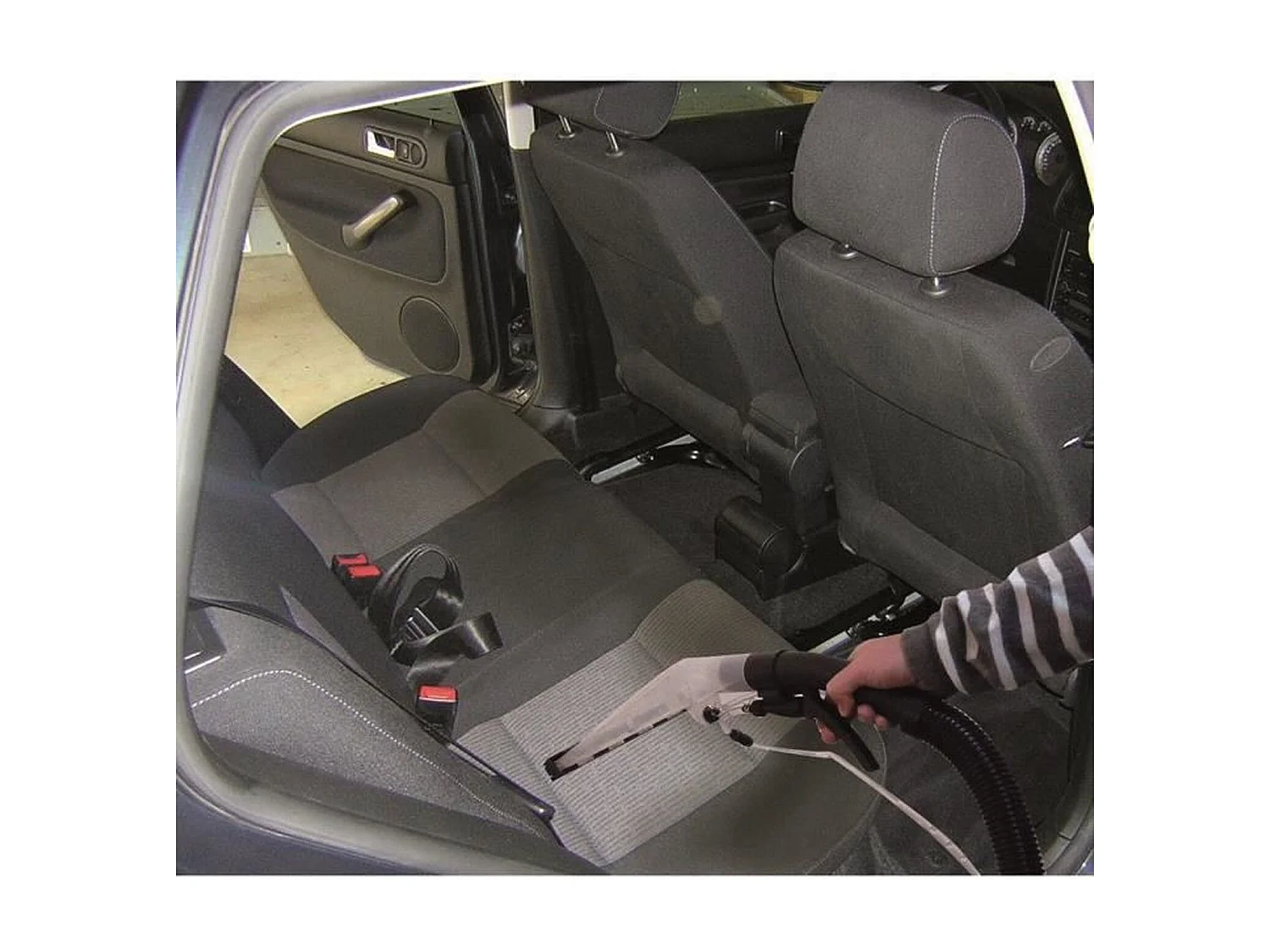 Aspiradora 3 en 1 Inyector Extractor de Agua y Polvo SPO 20L - Tanque de PVC - 1250W