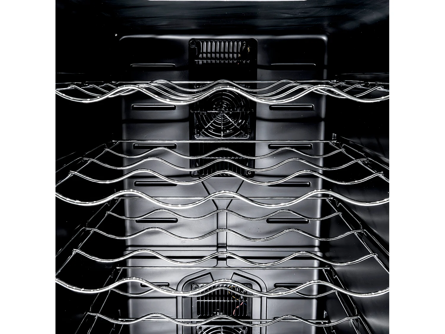 Cantinetta Frigo Vino 78L 28 Bottiglie Porta in Vetro LED Pannello Touch 8–18°C Nero
