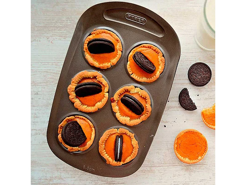 Molde de magdalenas Asimetría Pyrex 6 huecos antiadherente inox 5x18x29 cm