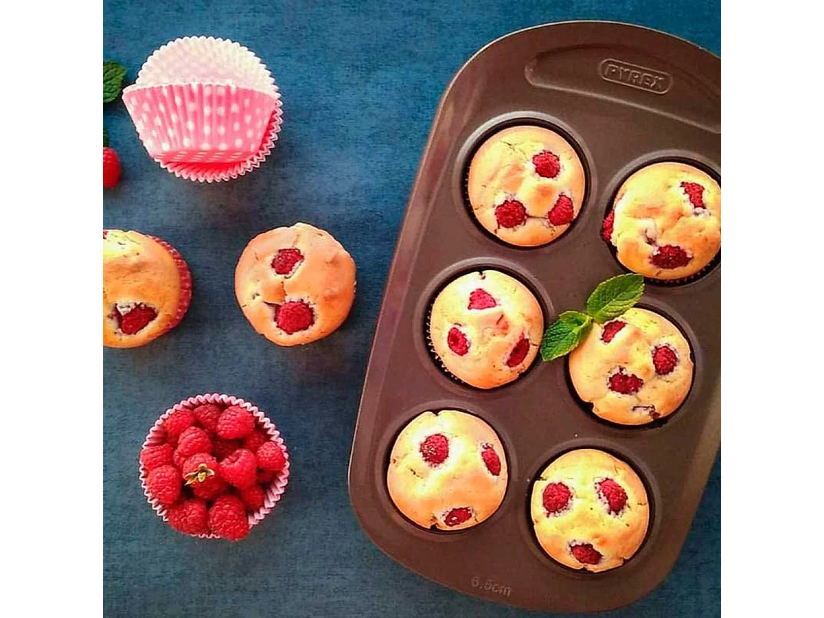 Molde de magdalenas Asimetría Pyrex 6 huecos antiadherente inox 5x18x29 cm