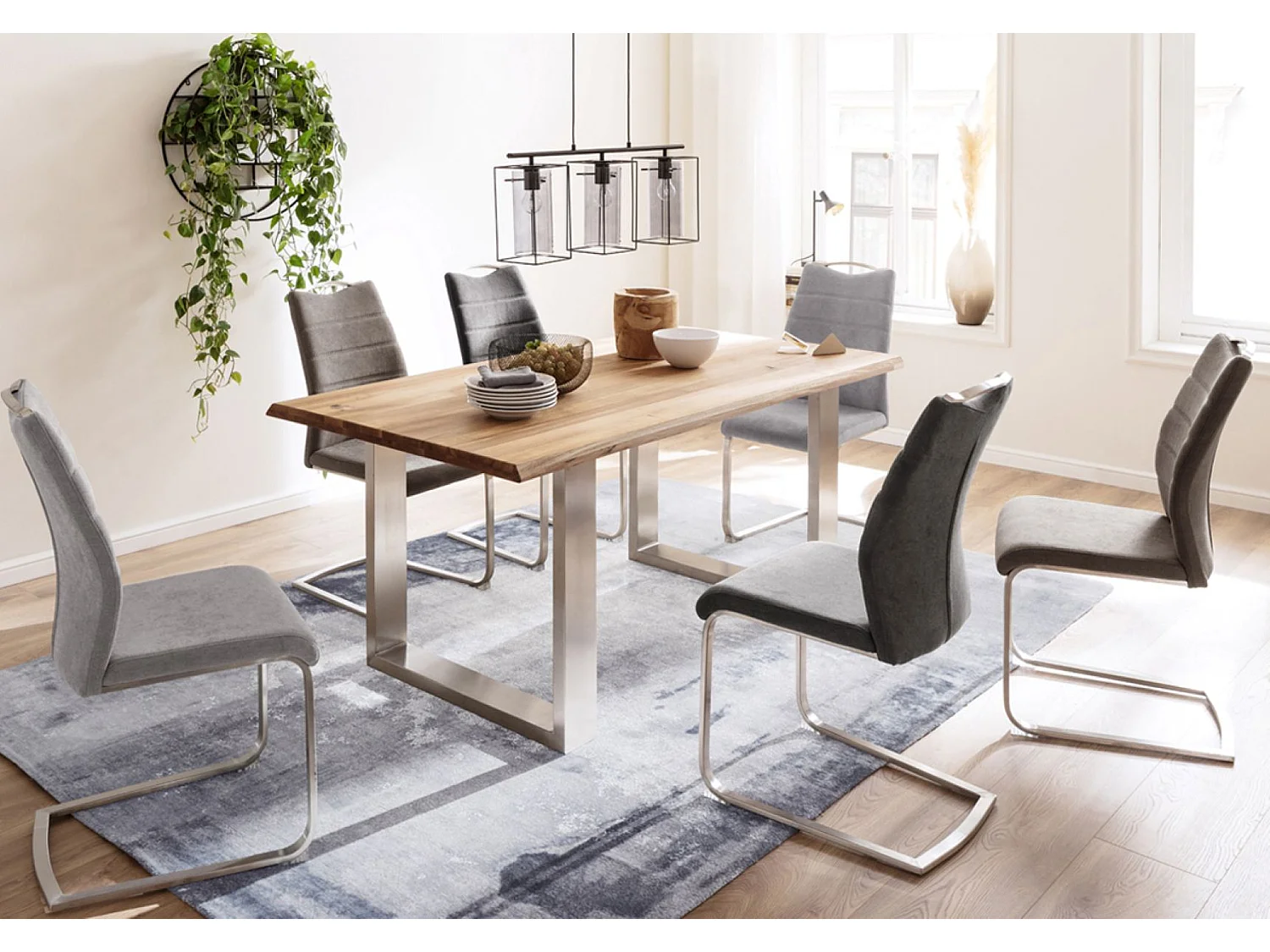 Table à manger en bois massif bord d'arbre, 2 pieds en U - L.160 x H.77 x P.90 cm