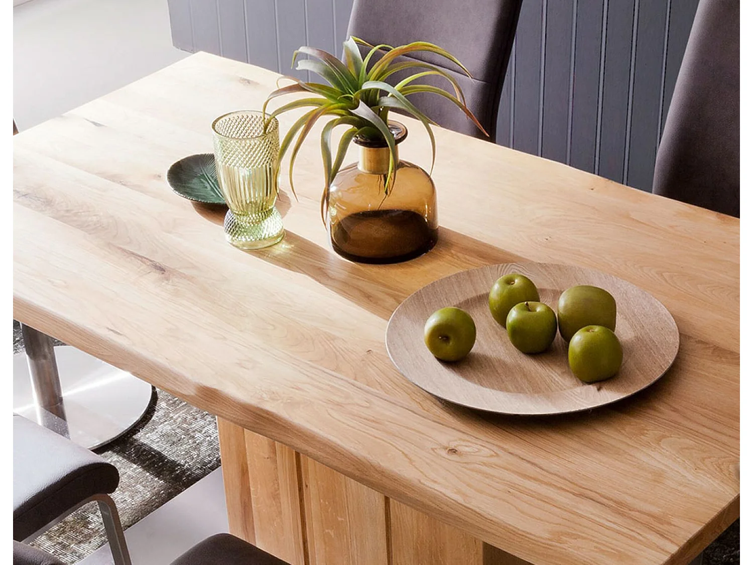 Table à manger en chêne massif huilé bord d'arbre - L180 x H77 x P90 cm