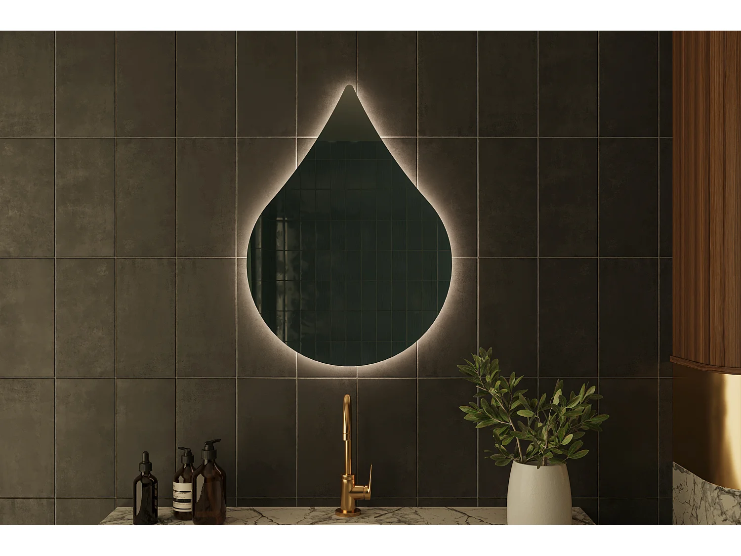 Wandspiegel Fascina 50x70 cm mit LED