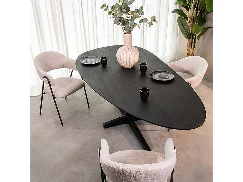 Table à manger Rosie - Noire - Bois de manguier - 220x100 cm