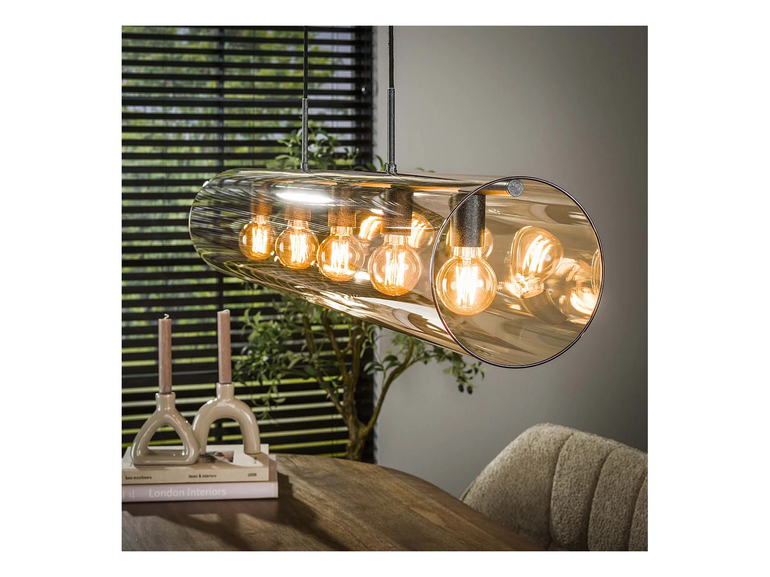 Pendelleuchte 5L Tube Bernsteinglas - Arctic Black
