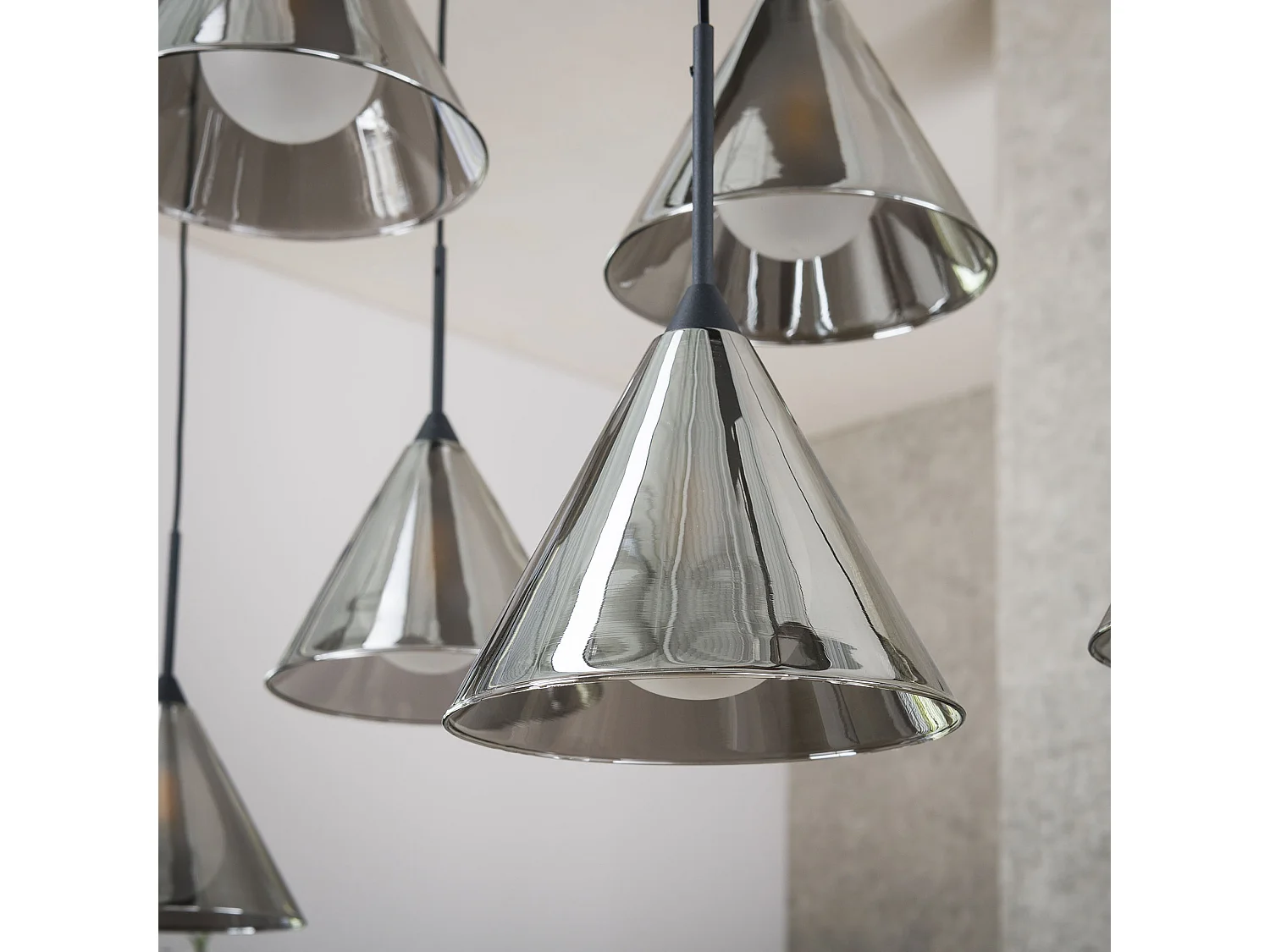 Suspension 5+4 abat-jour conique en verre - Verre gris fumé