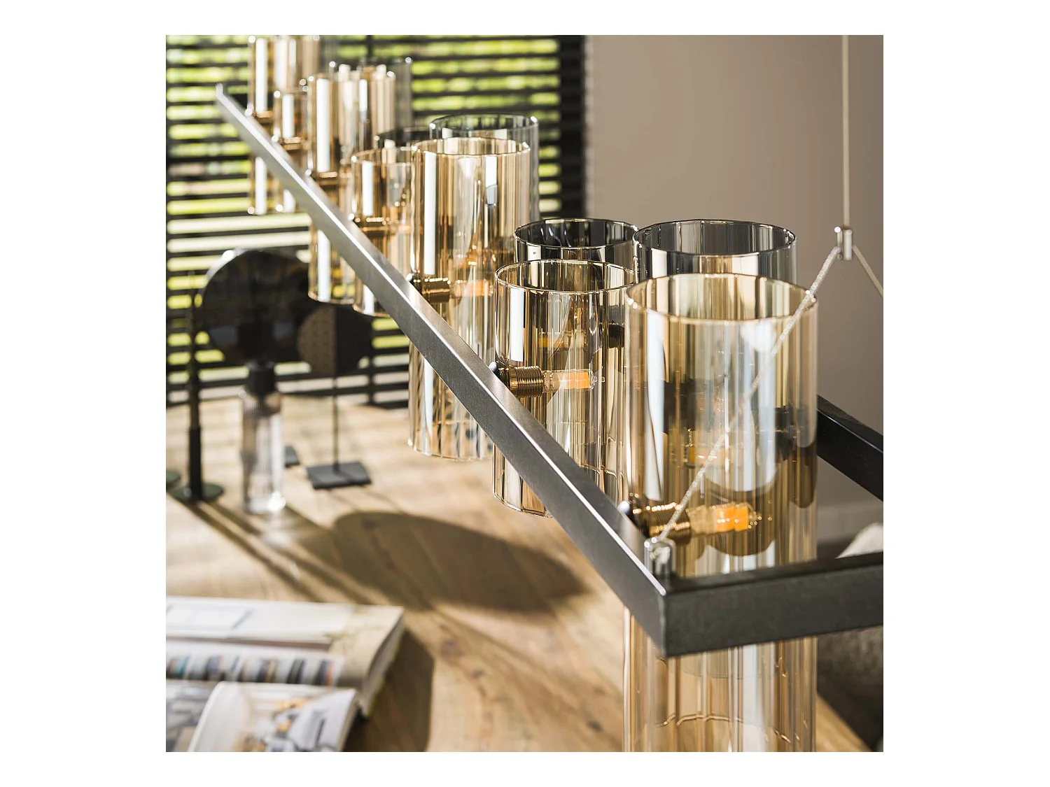 Suspension cylindrique 14 L en verre mixte (G9) - Noir arctique