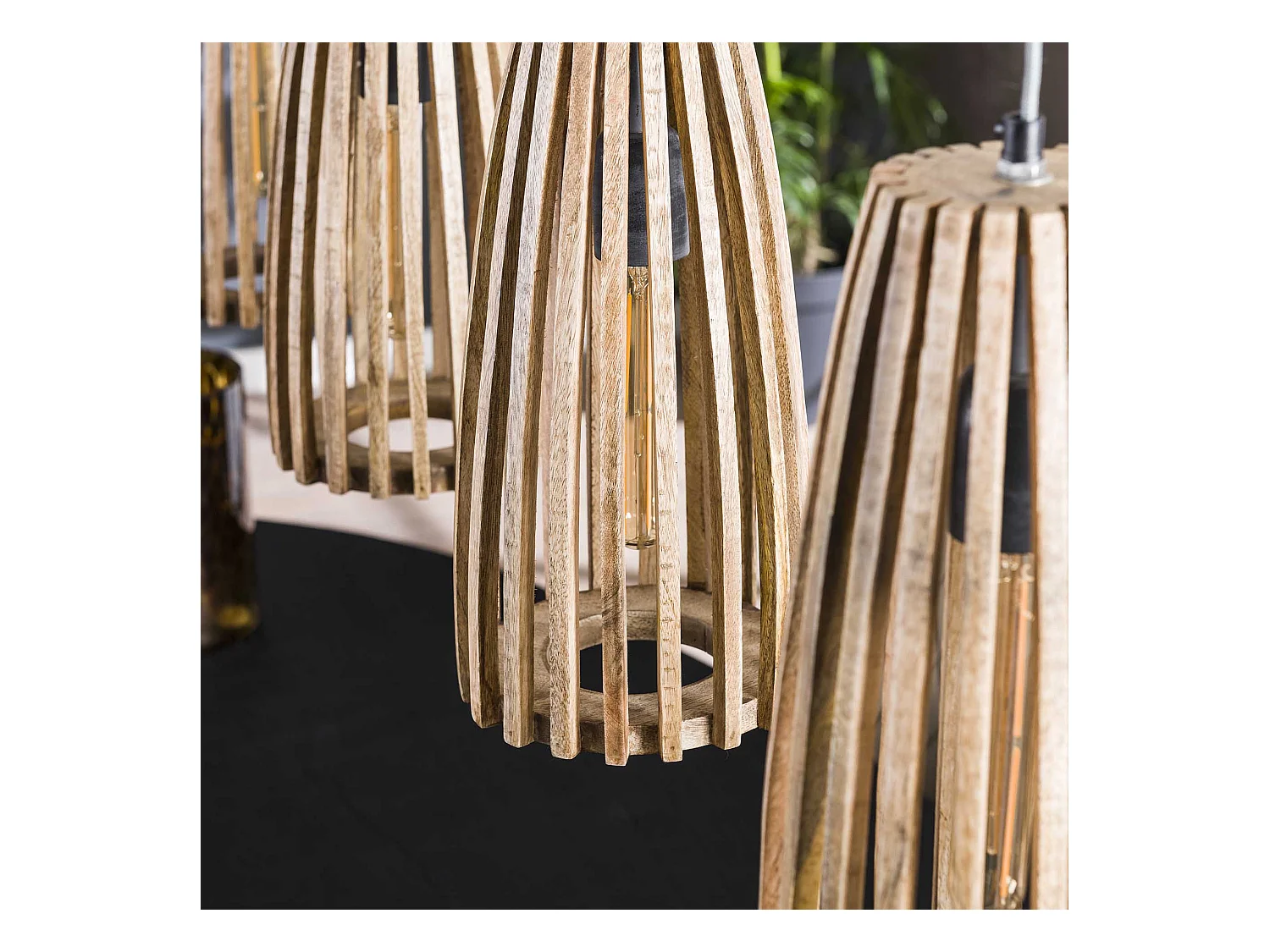 Hoyz Hängelampe 4L Launch - Massives Mangoholz - 135x20x150