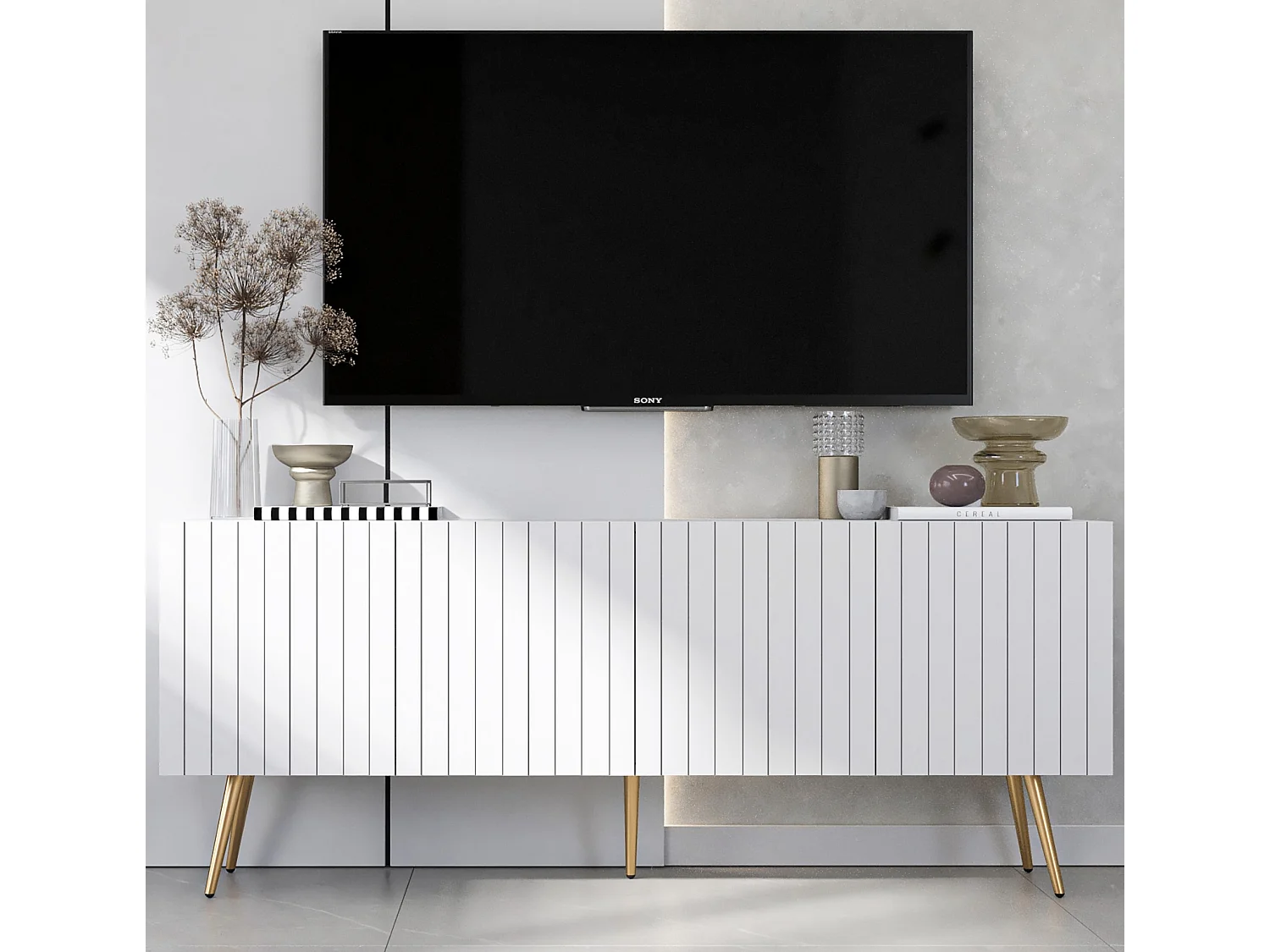Meuble TV avec 4 portes - Corps Blanc mat, façades rainurées Blanc mat - 150 cm, pieds dorés