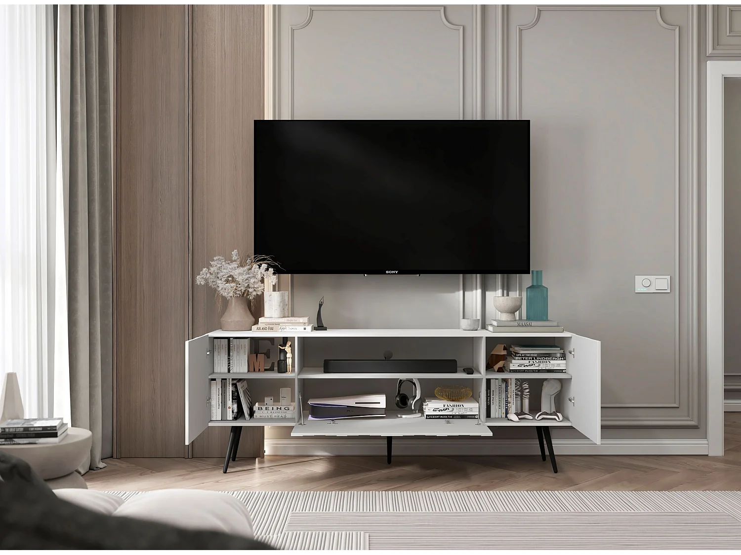 Meuble TV avec 3 portes et niche - Corps Blanc mat, façades rainurées Blanc mat - 150 cm, pieds noirs
