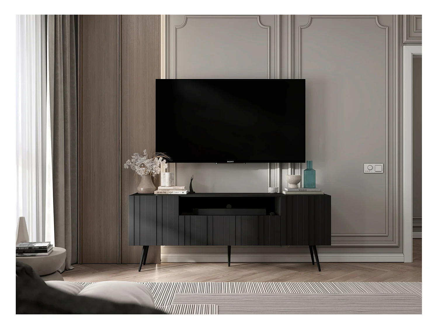 Meuble TV avec 3 portes et niche - Corps Noir mat, façades rainurées Noir mat - 150 cm, pieds noirs