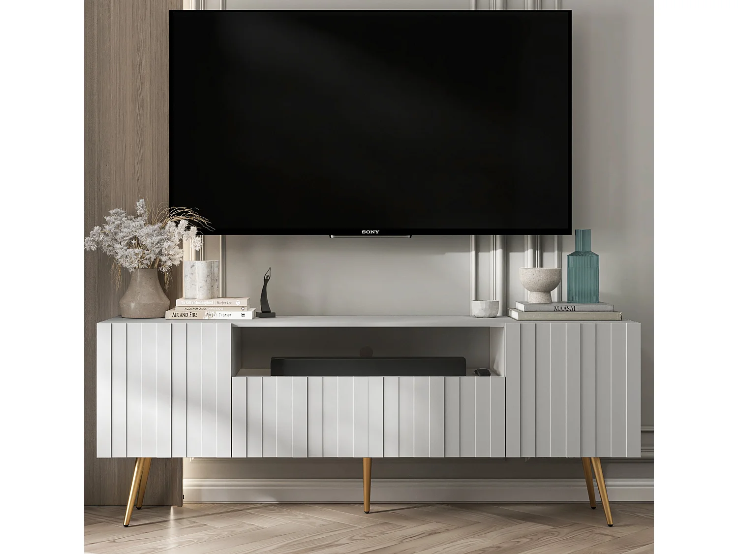 Meuble TV avec 3 portes et niche - Corps Blanc mat, façades rainurées Blanc mat - 150 cm, pieds dorés