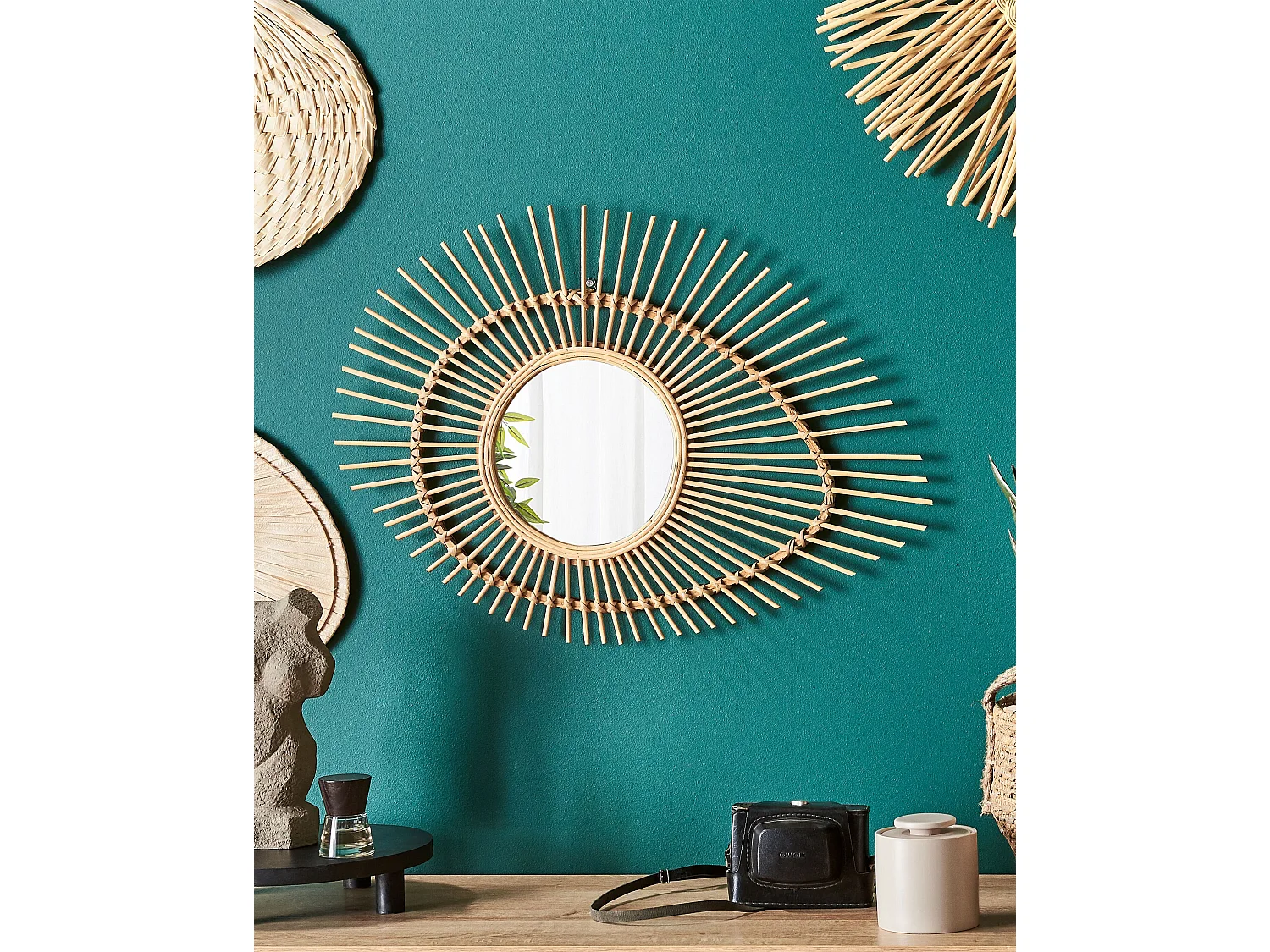 Moderner Wandspiegel Bambusholz natürlich 63 x 45 cm Augenform Bario