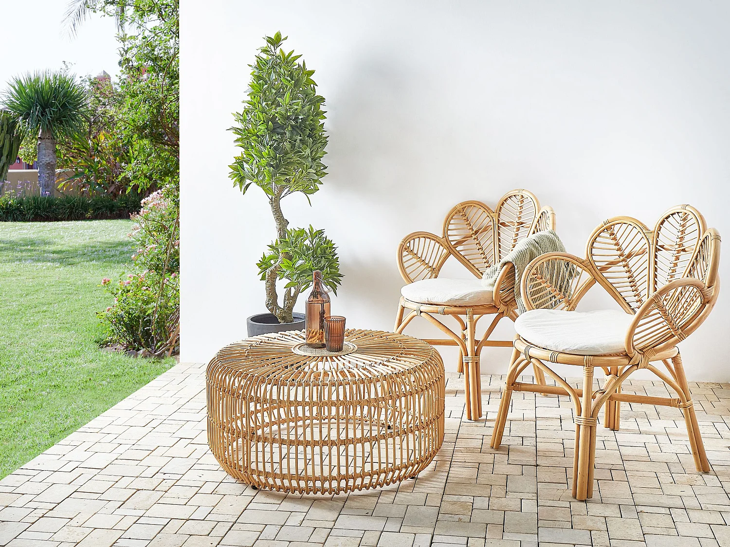 Ensemble de bistrot en rotin naturel FLORENTINE II / RANDAZZO