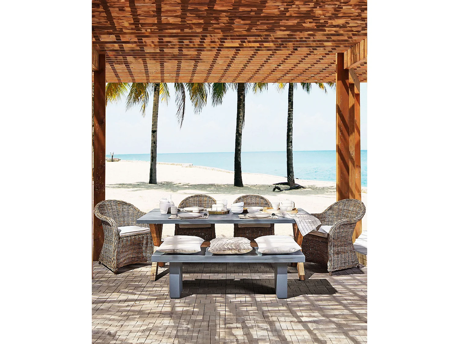 Lot de 2 fauteuils de jardin avec coussins SUSUA Rotin Naturel