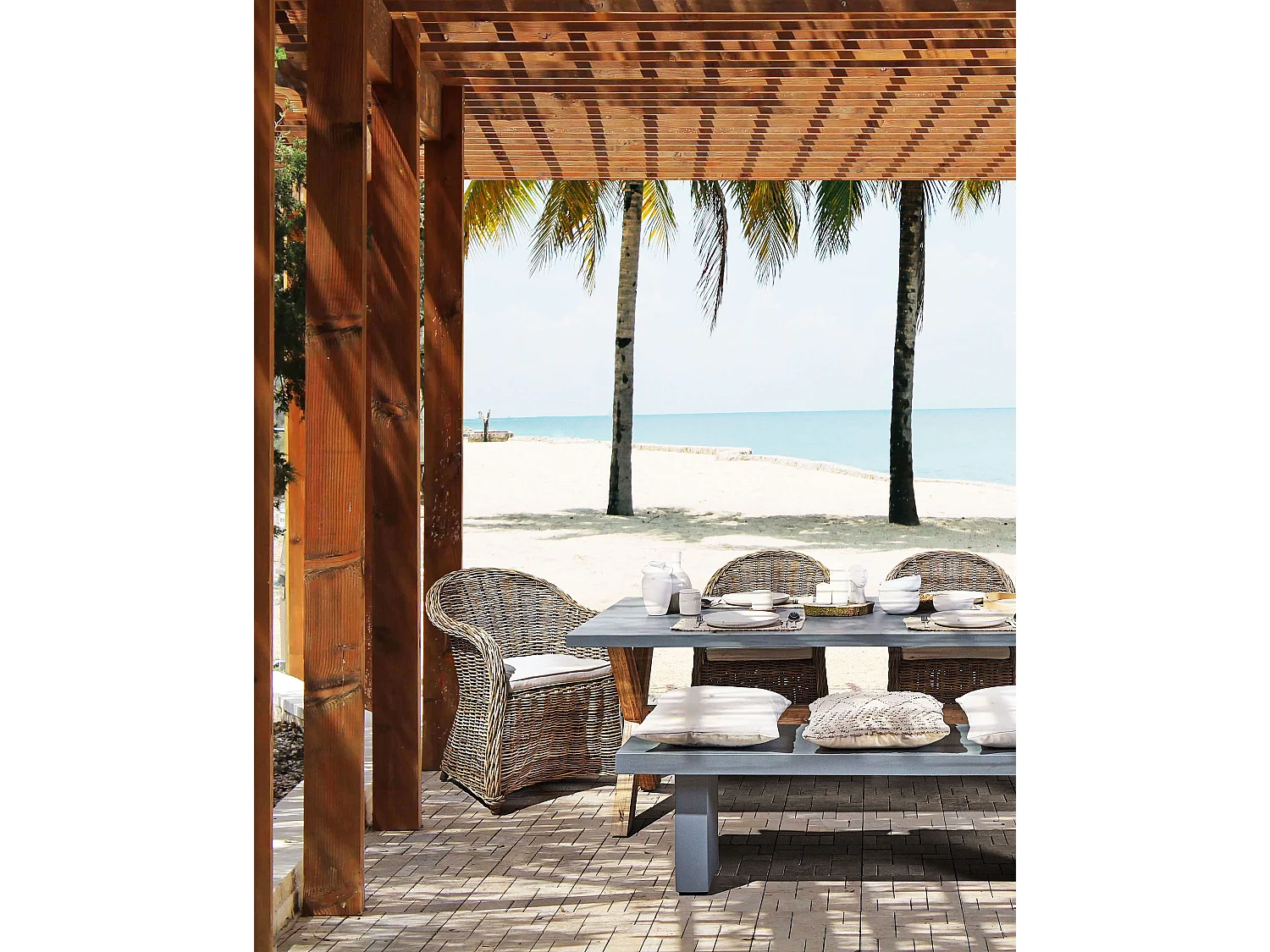 Lot de 2 fauteuils de jardin avec coussins SUSUA Rotin Naturel