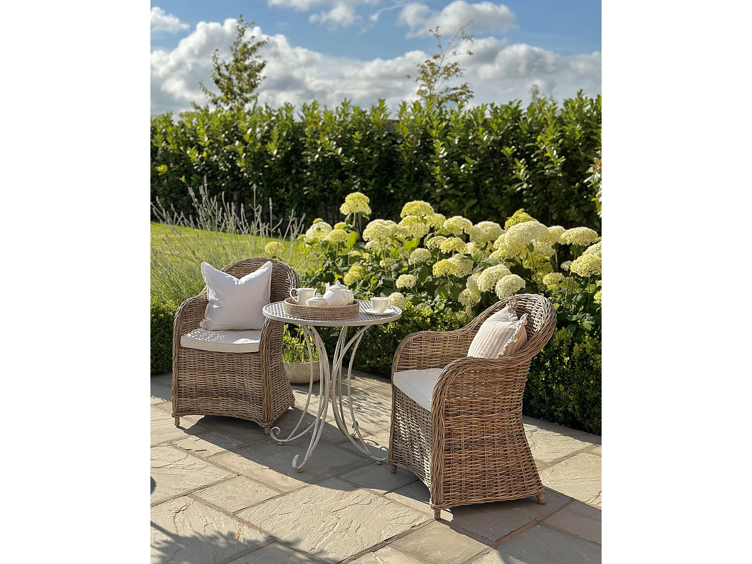 Lot de 2 fauteuils de jardin avec coussins SUSUA Rotin Naturel
