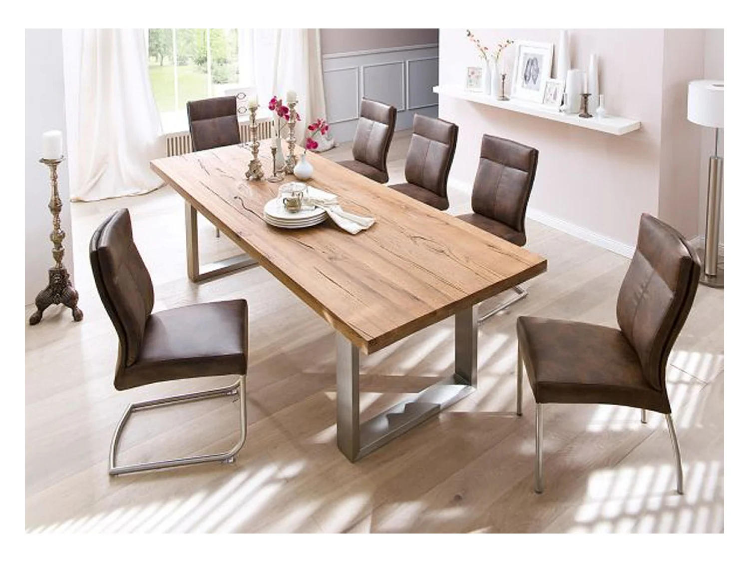 Table à manger en chêne Bassano, laqué mat massif - L.220 x H.76 x P.100 cm