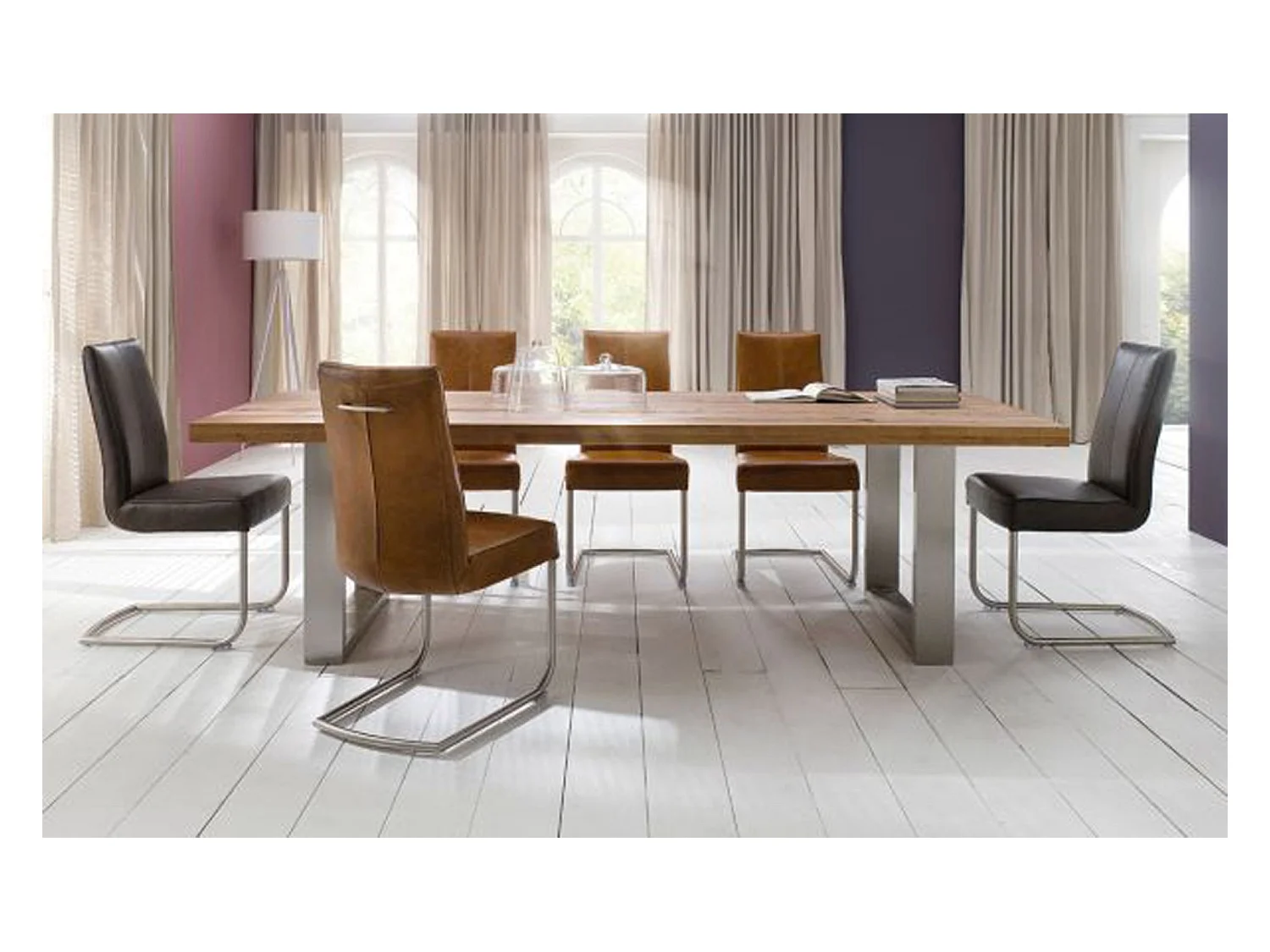 Table à manger en chêne Bassano, laqué mat massif - L.260 x H.76 x P.100 cm