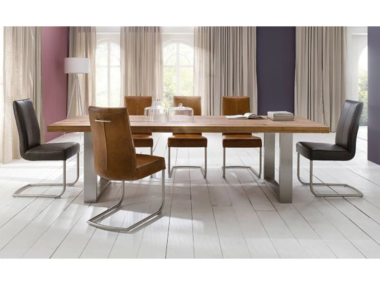 Table à manger en chêne Bassano, laqué mat massif - L.260 x H.76 x P.100 cm