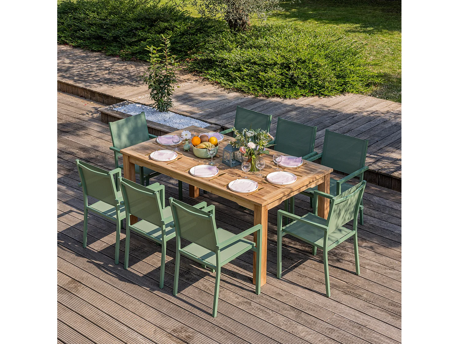 Salon de jardin en teck JAVA avec chaises en aluminium vert sauge - 8 places - HAPPY GARDEN