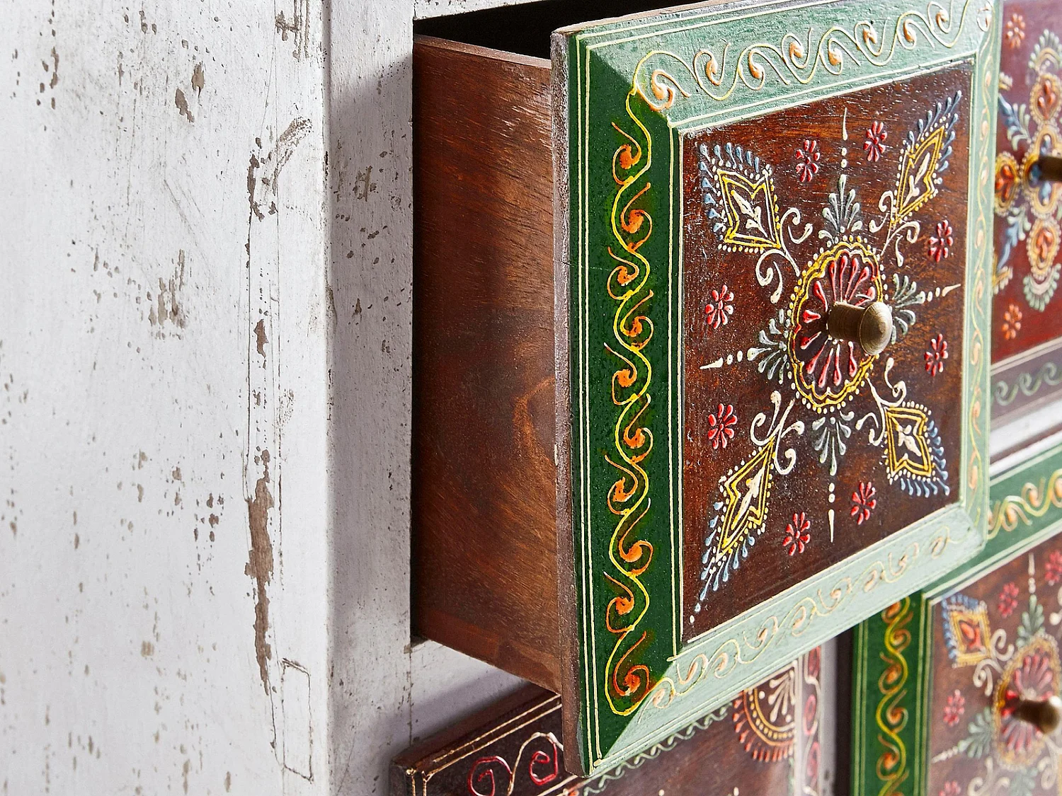 Vivek | Chest 9 Drawers Mix