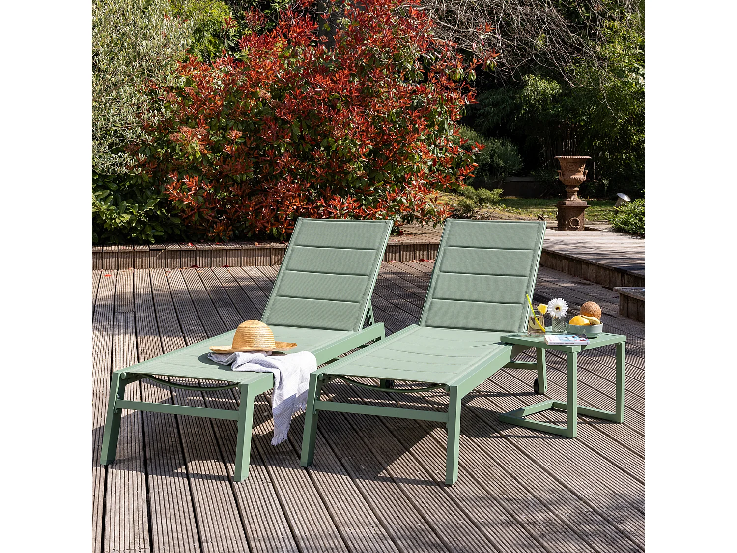 Set 2 bains de soleil et table d'appoint BARBADOS en textilène vert sauge - aluminium vert sauge - HAPPY GARDEN