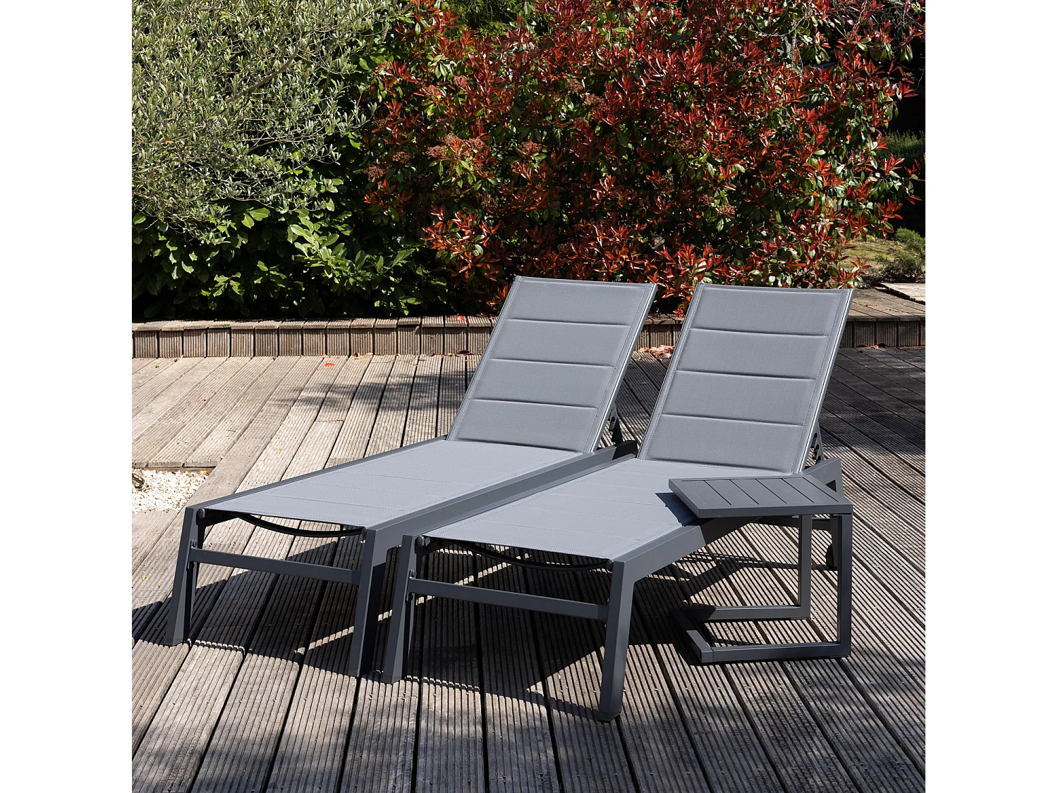 Set 2 bains de soleil et table d'appoint BARBADOS en textilène gris - aluminium gris anthracite - HAPPY GARDEN