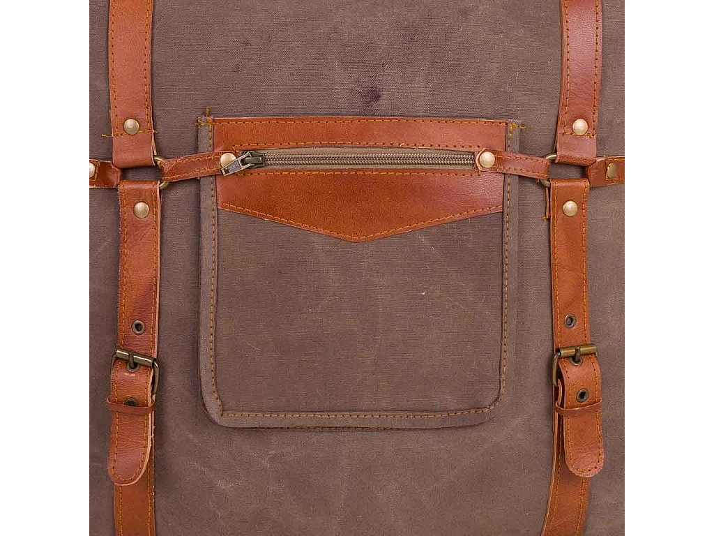 Pufe em pele 40x40x40h cm