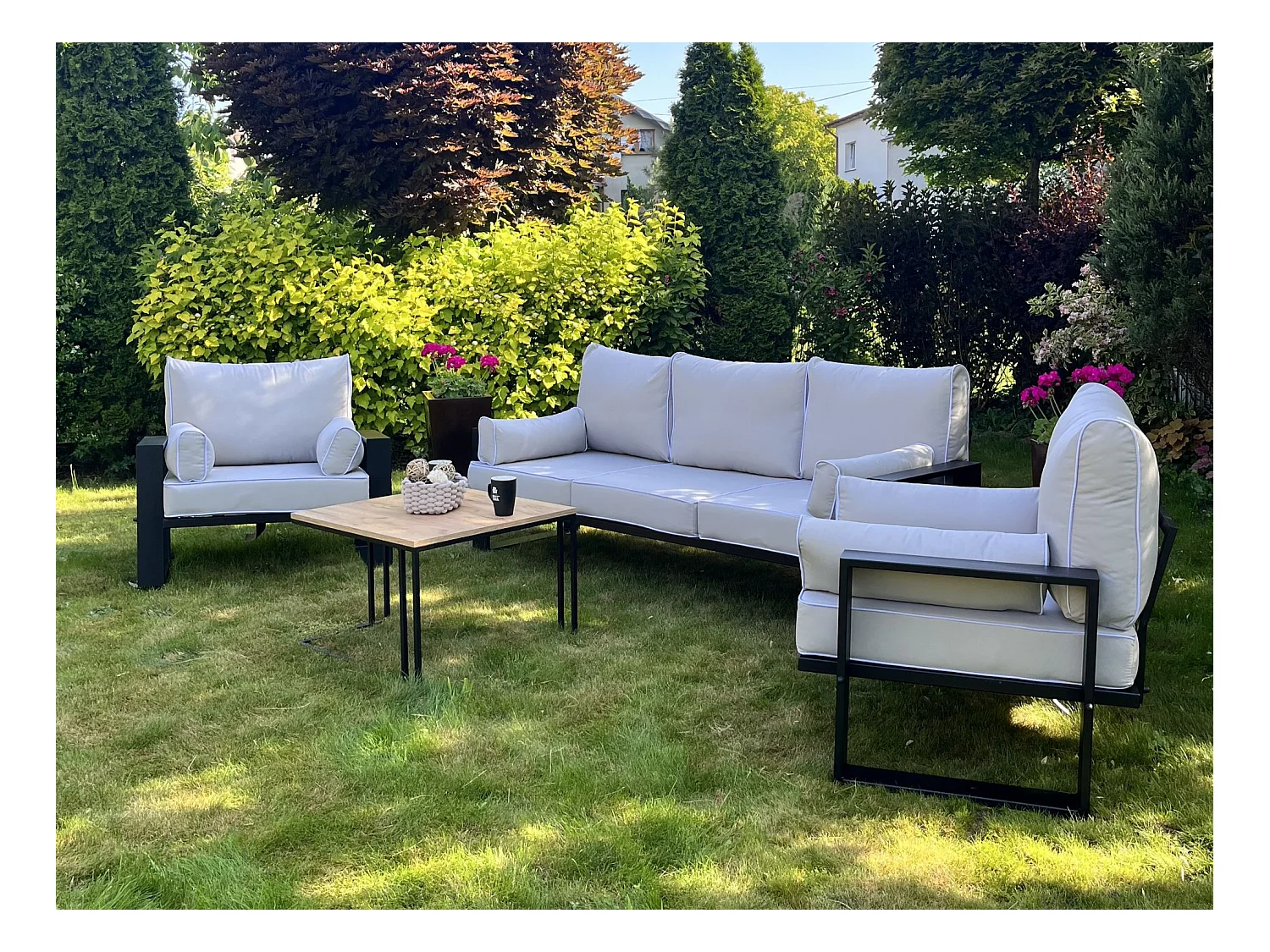 Canapé de jardin 3 places VERDINO avec cadre métallique beige