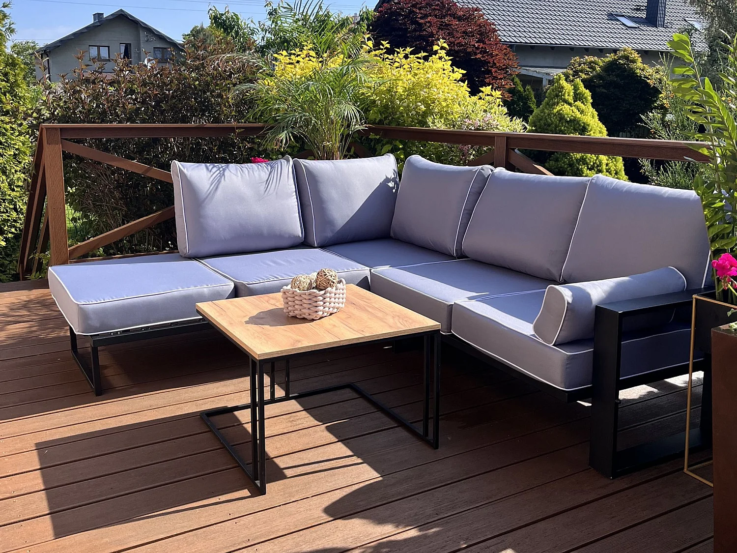 Coin de jardin VERDINO avec cadre métallique anthracite