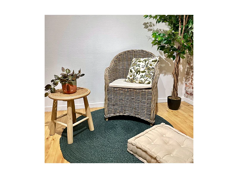 Lot de 2 fauteuils en kubu naturel tressé avec coussin blanc – MAEVA 2