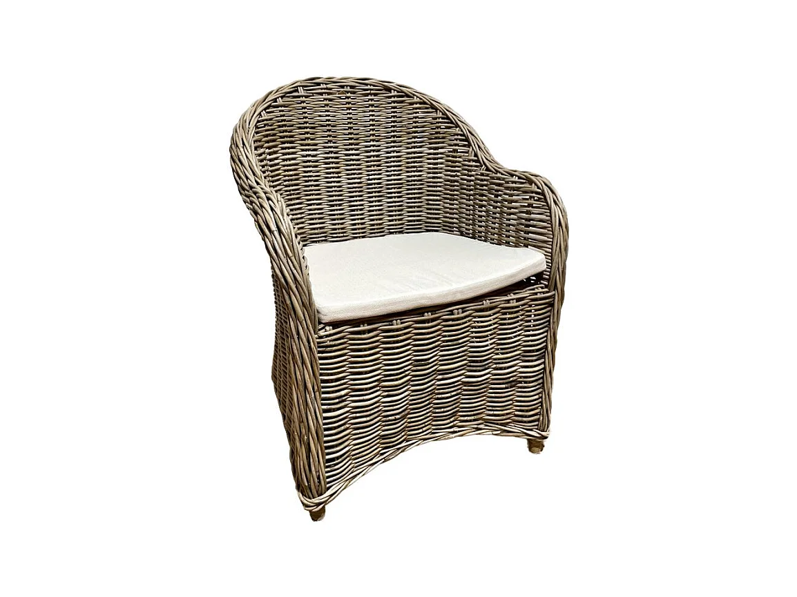 Lot de 2 fauteuils en kubu naturel tressé avec coussin blanc – MAEVA 2