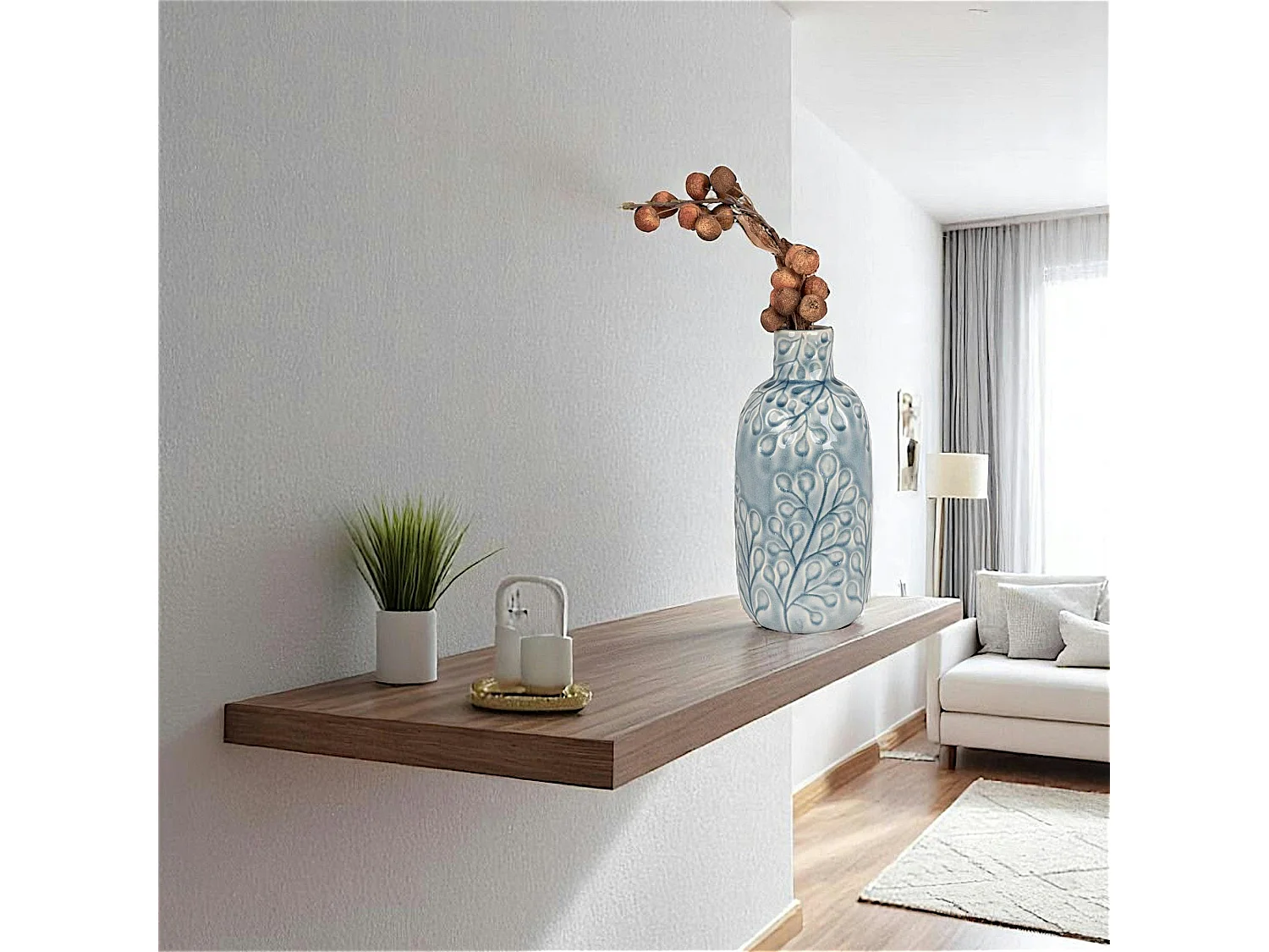 Vase décoratif bleu avec motif fleurs