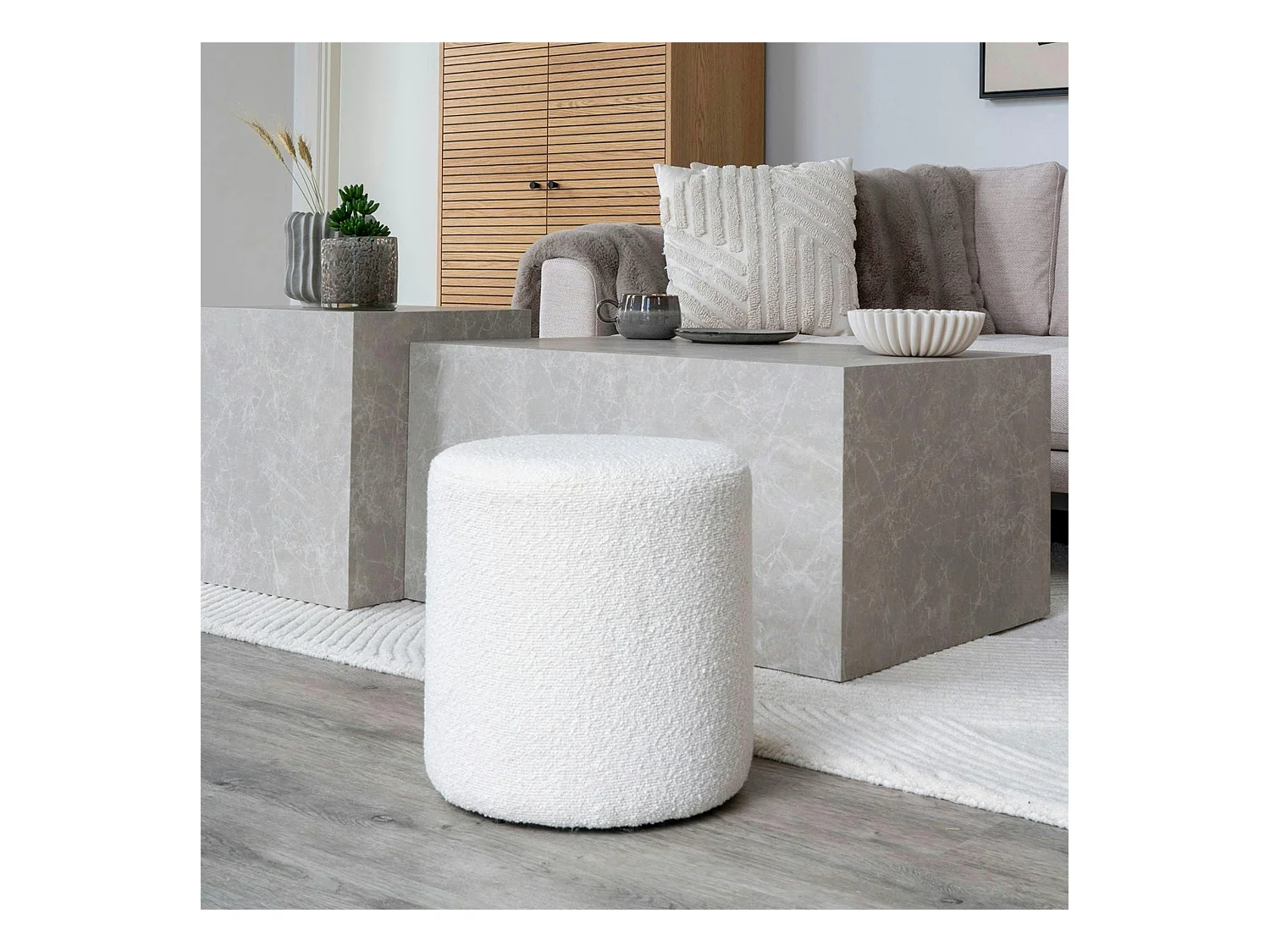 Pouf rond blanc en tissu bouclette BRUGES