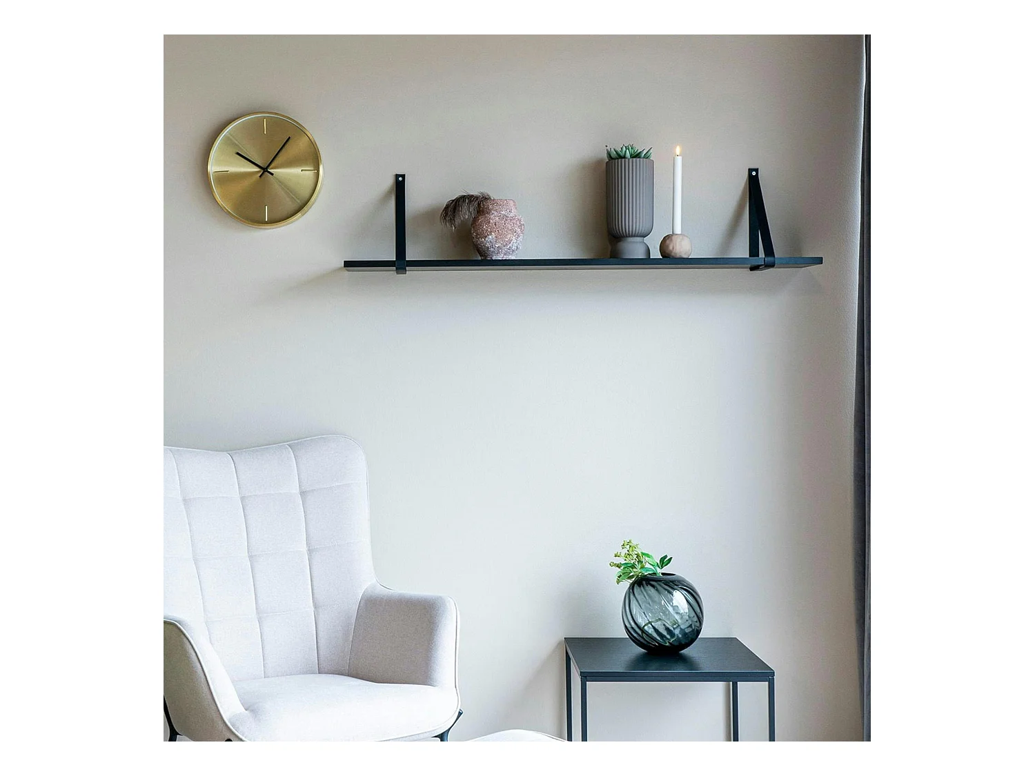 Etagère murale en bois et cuir noir 120 cm TALLINN