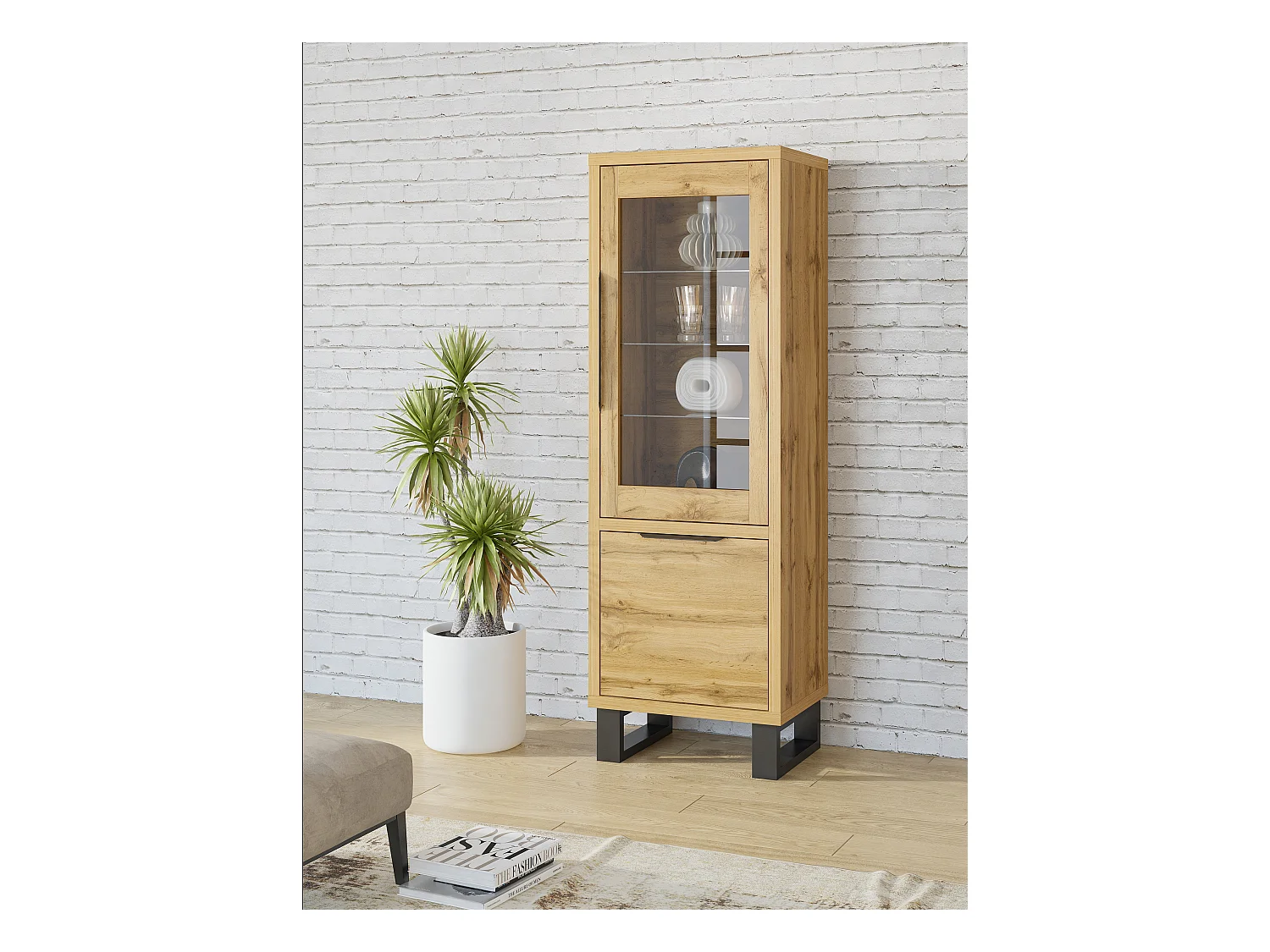 Vitrine avec deux portes HALLE