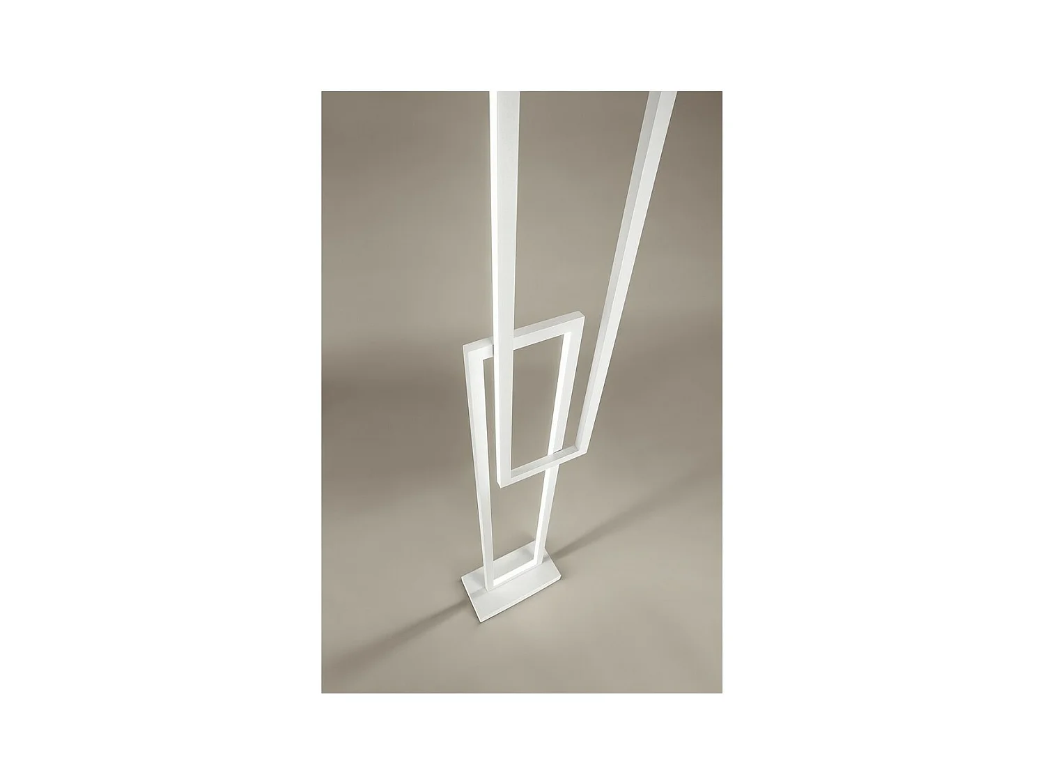 Cross 6599 B CT PERENZ LED-Stehleuchte