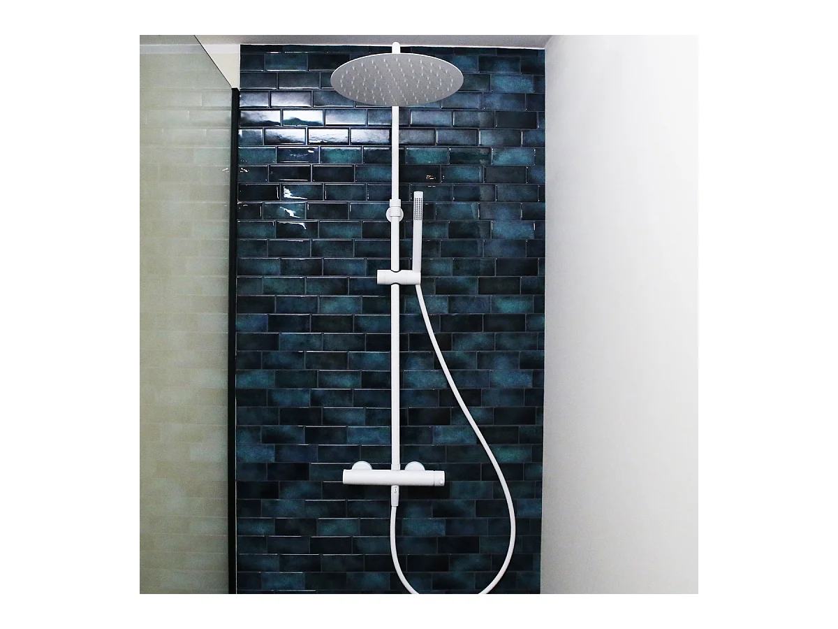 Mechanischer Duschsäule Envol in Weiß Essebagno